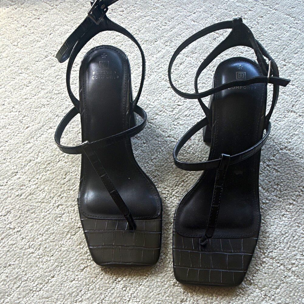 NEXT Women's Black Strappy Ankle Strap Buckle Block Heel Sandals 7/41